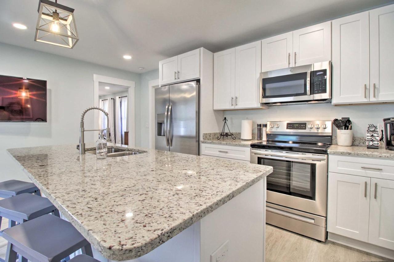 New! Renovated 2 Bed 2 Bath Apartment Downtown โบฟอร์ต ภายนอก รูปภาพ